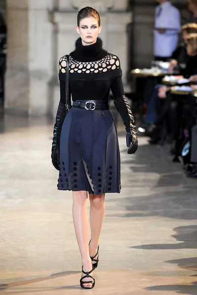 Look 22